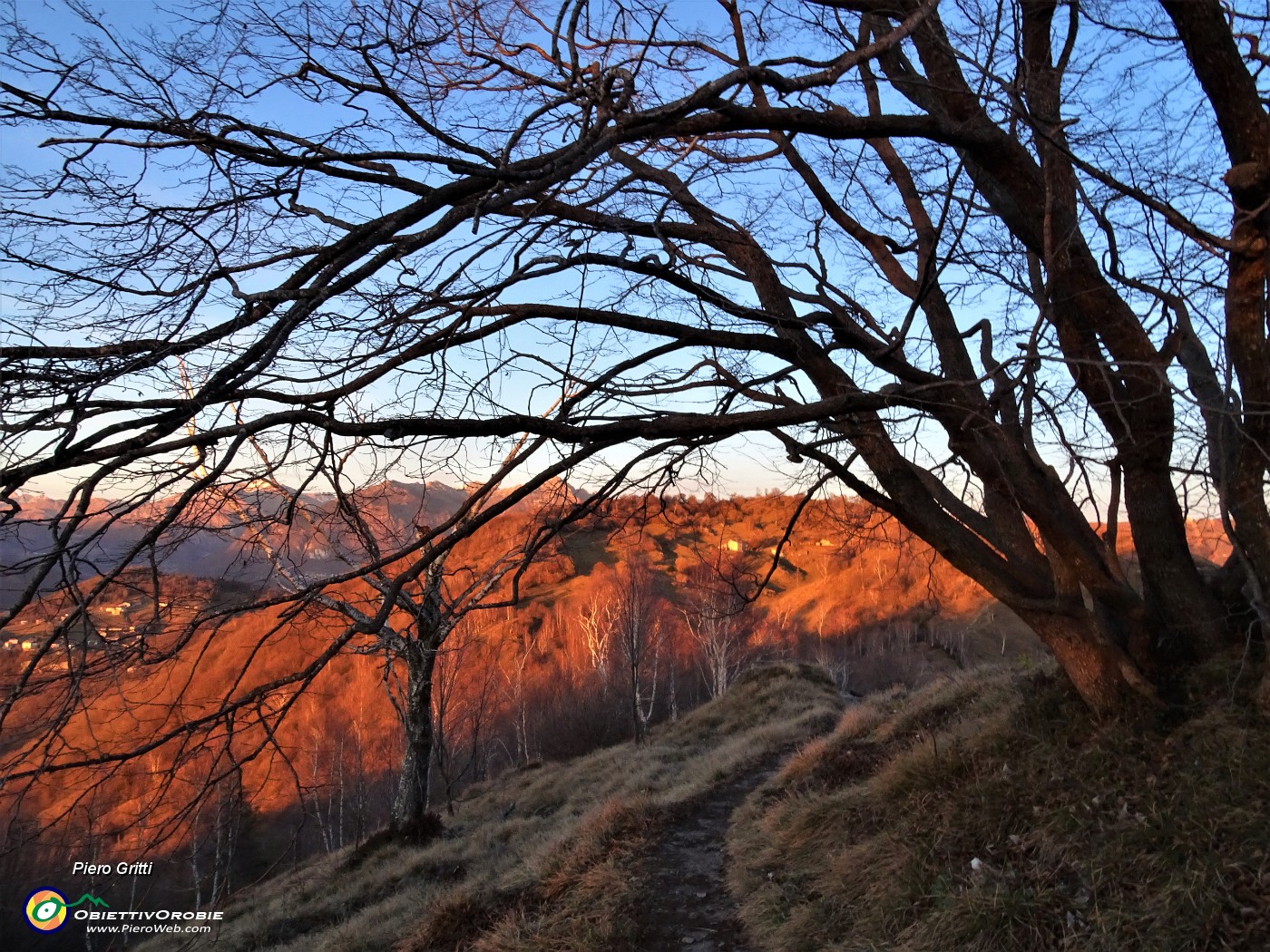 58 Colori del tramonto al rientro .JPG